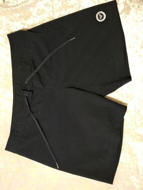 Roxy Black Board Shorts Swim Shorts Women’s Size 7 Surf Beach Minimalist